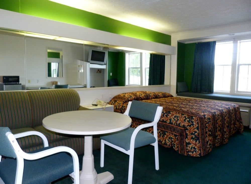 Holiday Lodge - Greensboro/Lake Oconee Bagian luar foto