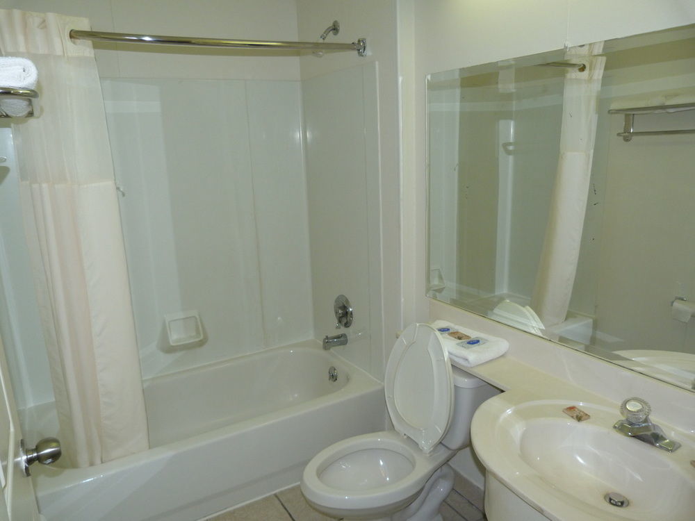 Holiday Lodge - Greensboro/Lake Oconee Bagian luar foto