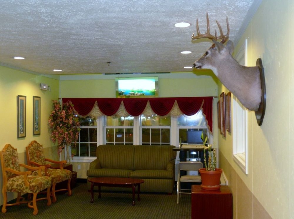 Holiday Lodge - Greensboro/Lake Oconee Bagian luar foto